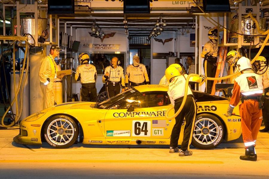  Chevrolet Corvette R 2007 года  (фото 4 из 24)